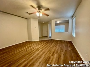 Building Photo - 107 Cindy Lou Dr