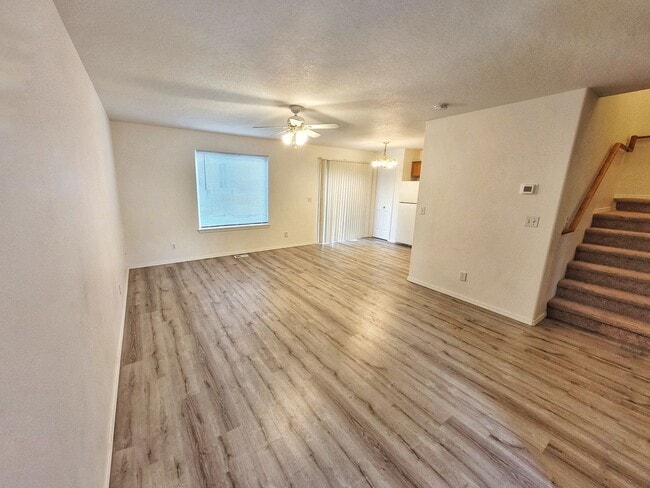 Building Photo - 315 W Timber Creek Rd