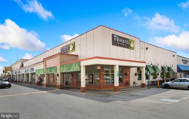 Building Photo - 6312 Chimney Wood Ct