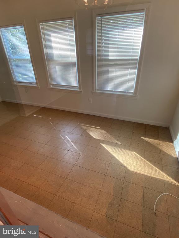 Building Photo - 5507 Sachem Dr