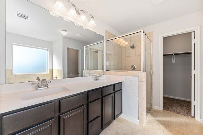 Building Photo - 7326 Cypress Shumard Oak Dr