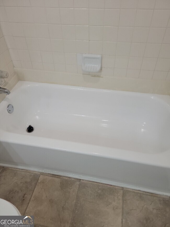 Building Photo - 463 Rock Meadow Dr