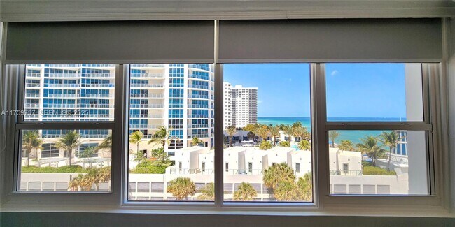 Building Photo - 3505 S Ocean Dr