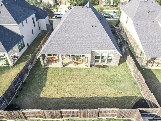 Building Photo - 28431 Asher Falls Ln