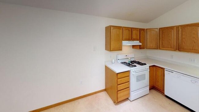 Building Photo - 306 S 13th St