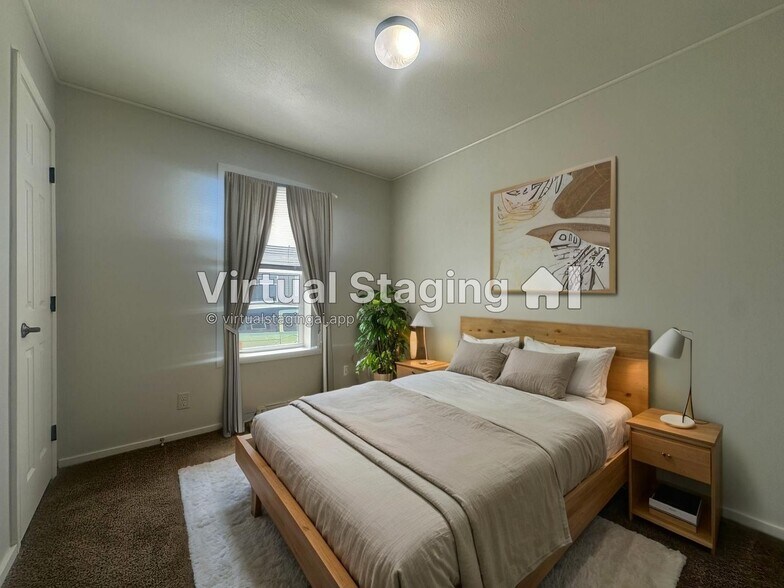 Building Photo - 1961 Four Seasons Dr