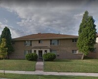 Building Photo - 7711 W Hampton Ave