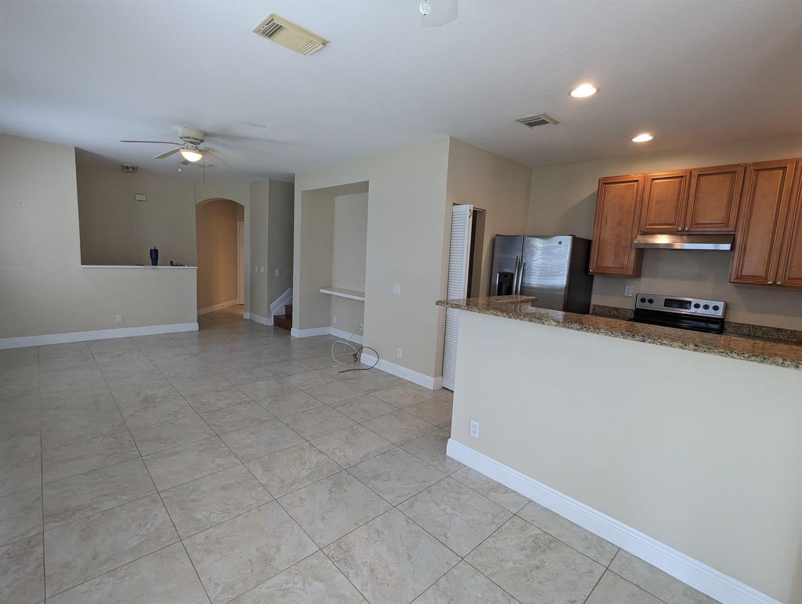 Building Photo - 3189 Laurel Ridge Cir