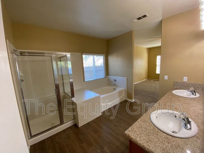 Building Photo - 2672 Tamas Ct