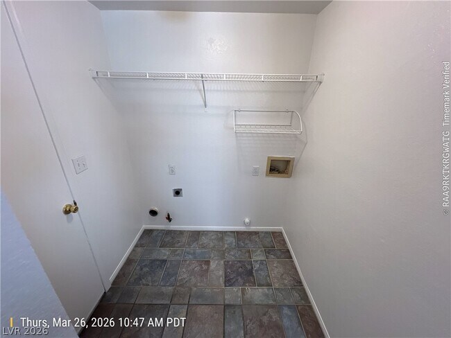 Building Photo - 2437 Palm Shore Ct