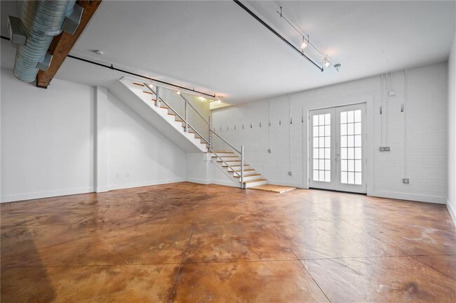 Building Photo - 412 Dauphin St