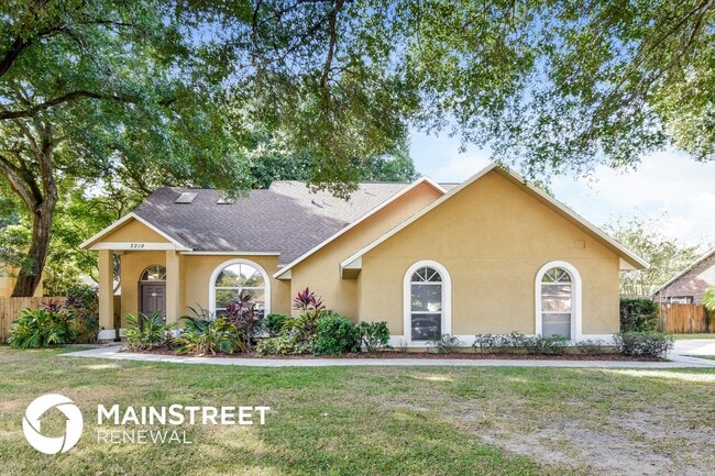 Building Photo - 2219 Glen Mist Dr