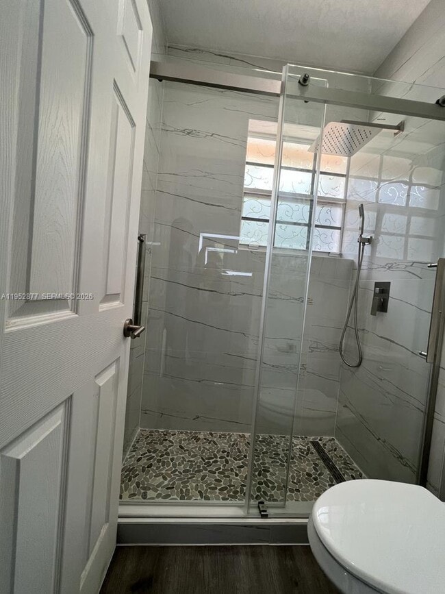 Building Photo - 1971 Harbor View Cir