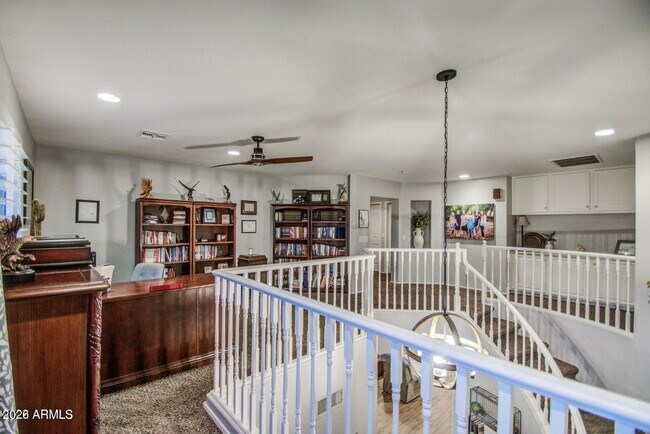 Building Photo - 3904 E Leah Ct