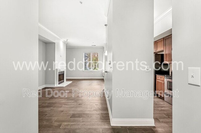 Building Photo - 355 E Ohio St