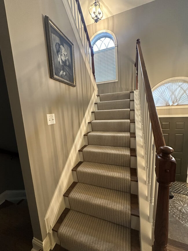 Building Photo - 2424 Calendula Rd