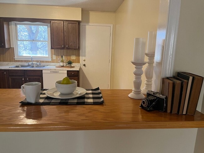 Building Photo - 293 Cedar Terrace Rd