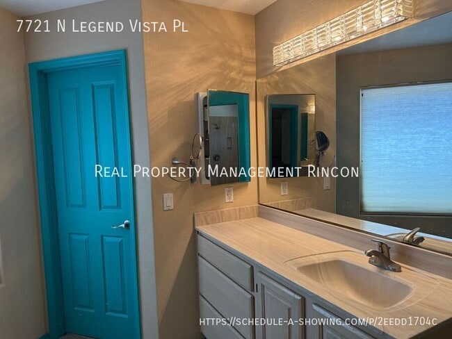 Building Photo - 7721 Legend Vista Pl