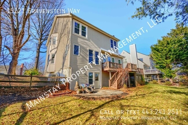 Building Photo - 15221 Gravenstein Way