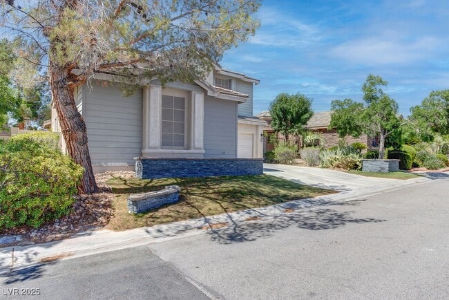 Building Photo - 10381 Walking View Ct
