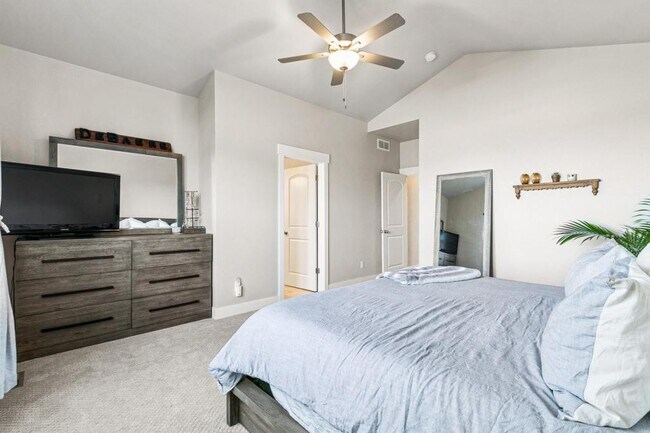 Building Photo - 2486 Trio Falls Dr