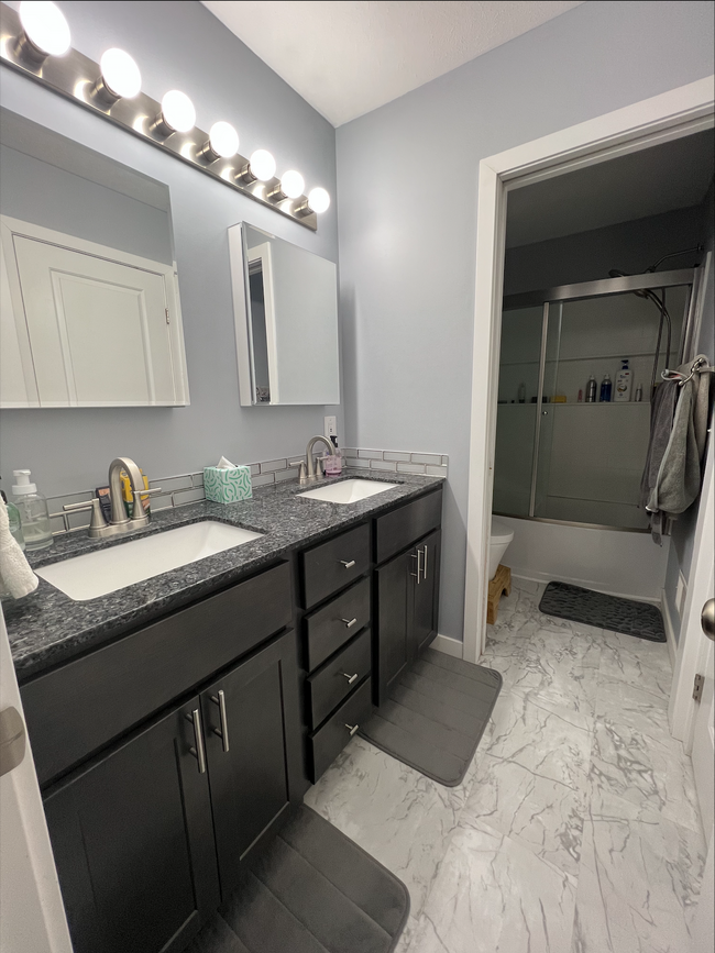 master bath - 1234 Mesa Junction