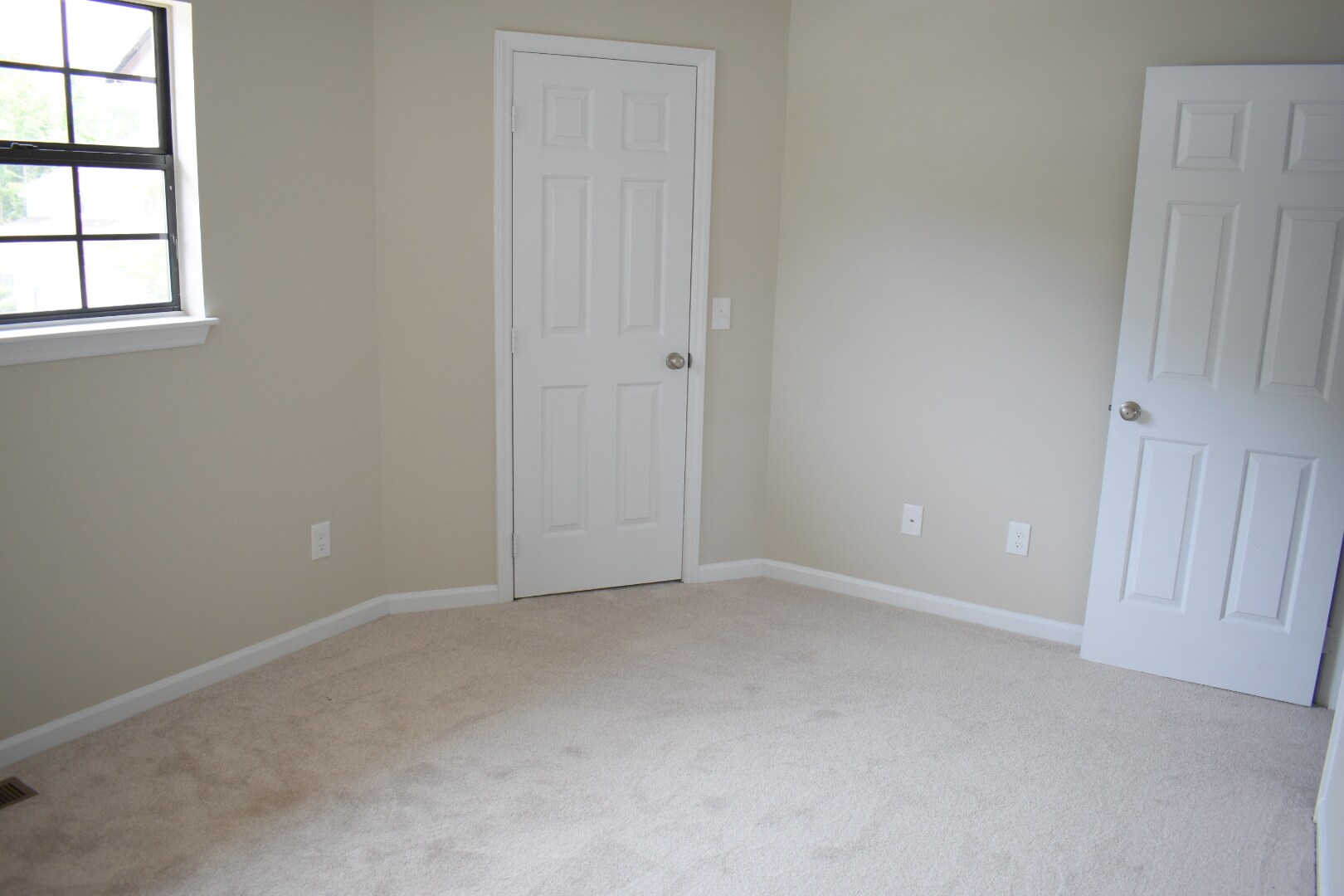 Building Photo - 1731 41st St