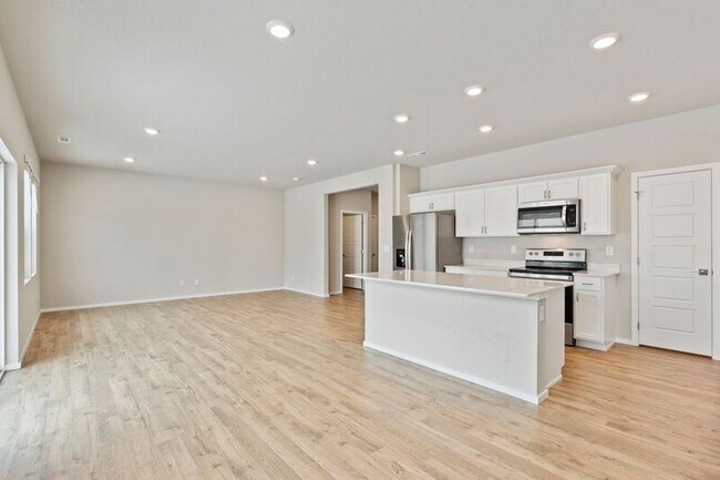 Building Photo - 20601 E Mdw Spg Lp