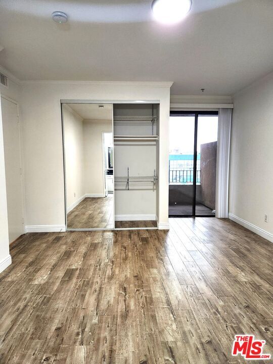 Building Photo - 625 S Berendo St