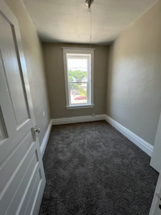 2418 Central Ave 2418 Central Ave Dubuque IA 52001 Apartment Finder