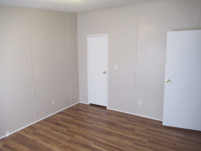 Building Photo - Move-In Ready 4-Bedroom Home on a Private Lot Just North of Lincolnton!