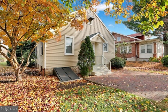 Building Photo - 4710 Perkiomen Ave