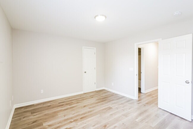 Building Photo - 104 Sumner Meadows Ct