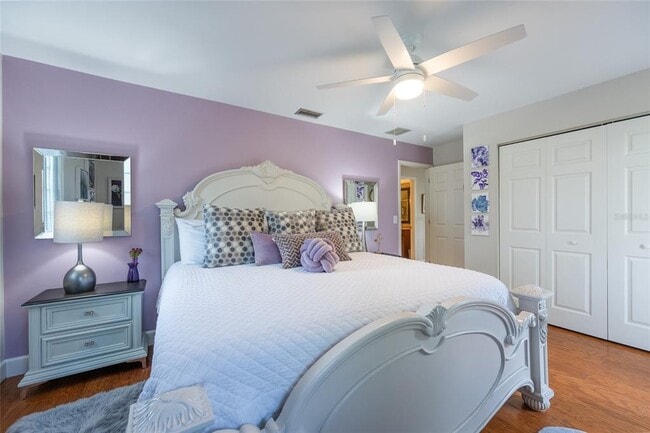 Building Photo - 5005 Canterbury Dr