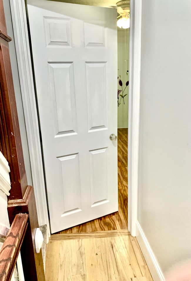 Building Photo - 174 E Huntingdon St