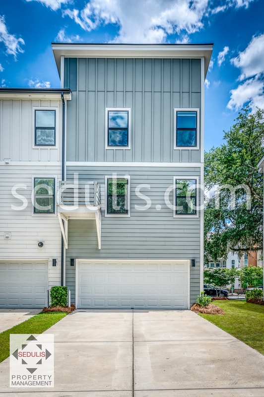 Building Photo - 4555 Mixson Ave