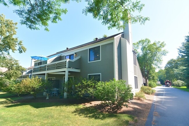 Building Photo - 25 Concord Greene