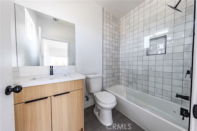 Building Photo - 2847 S Victoria Ave