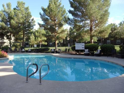 Building Photo - Spacious 2-Bed Condo with Balcony in Gated...