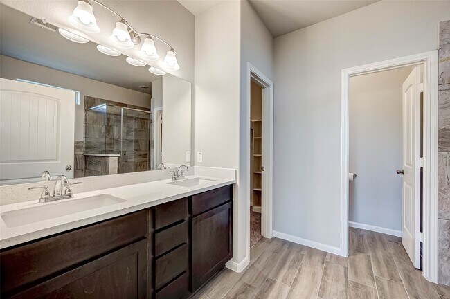 Building Photo - 6110 Scott Way
