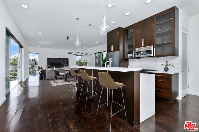 Building Photo - 11610 Ohio Ave