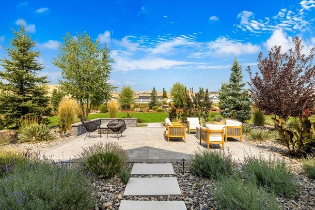 Building Photo - 7940 W Mirror Pond Dr