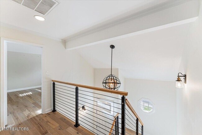 Building Photo - 8930 Wesley Pl