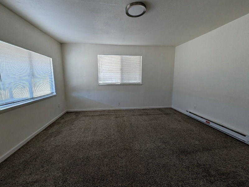 Building Photo - 2455-24V6 V-6 Rd