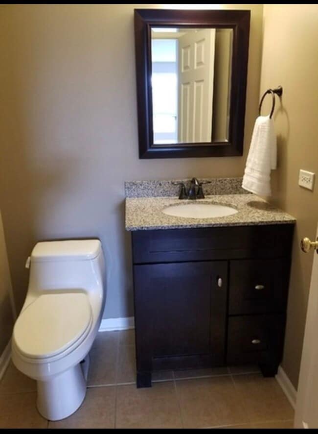 Building Photo - 2337 Summerlin Dr