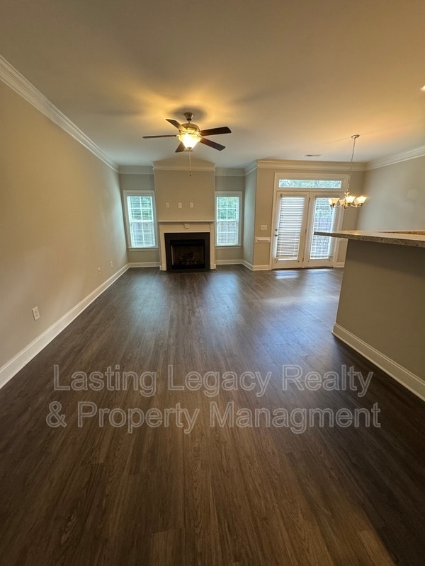 Building Photo - 837 Silver Leaf Dr