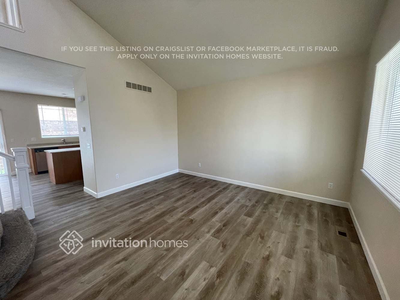 Building Photo - 2448 Bellavista St