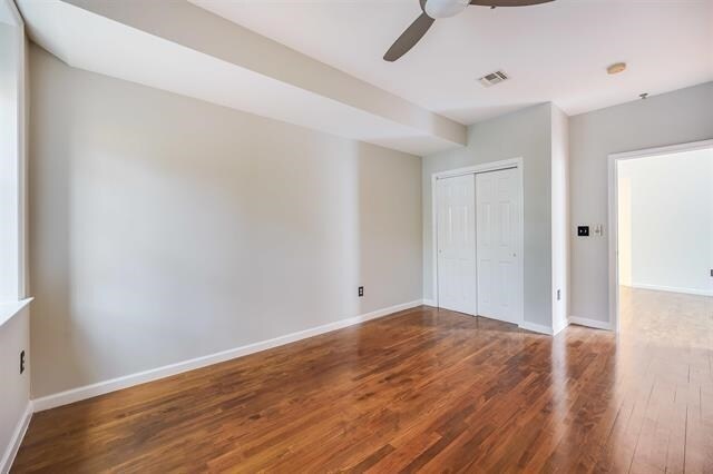 Building Photo - 515 Gregory Ave