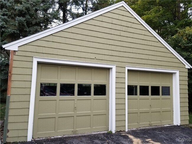 Building Photo - 4173 Split Rock Rd