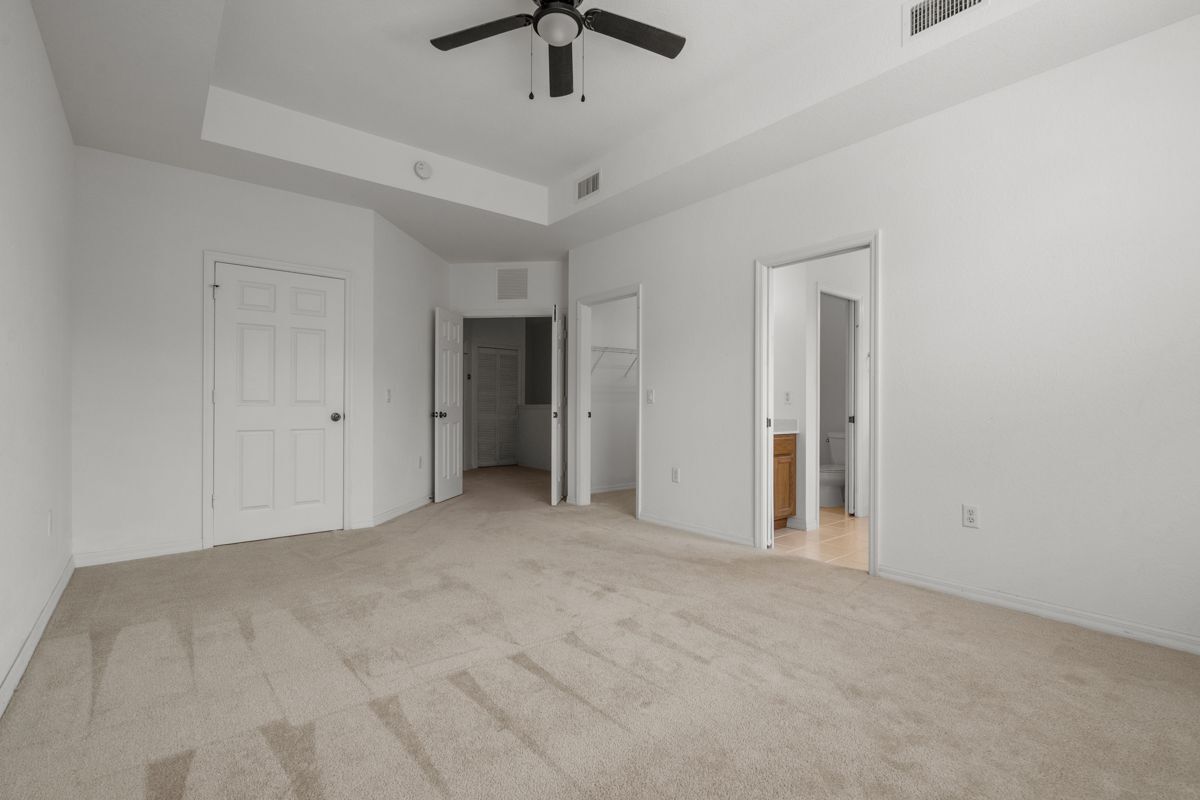 Building Photo - 16217 Via Solera Cir